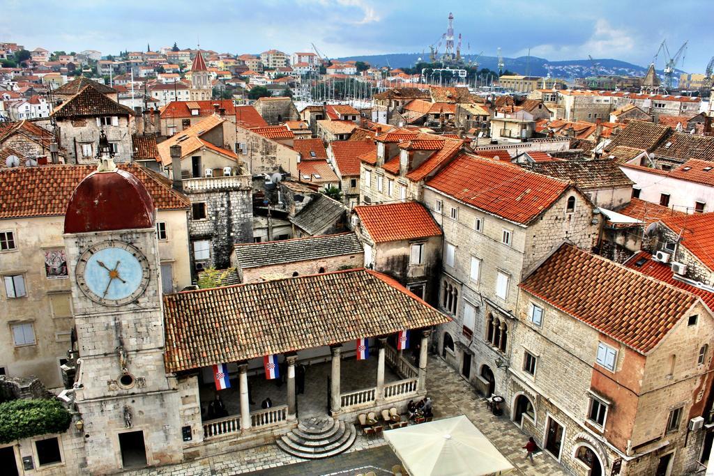 Apartment Fabijanko OldTown Trogir Buitenkant foto