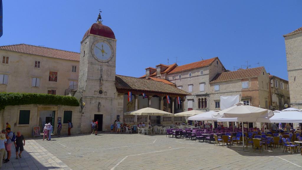 Apartment Fabijanko OldTown Trogir Buitenkant foto