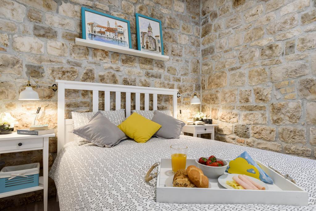 Apartment Fabijanko OldTown Trogir Buitenkant foto